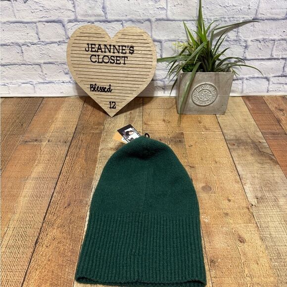 NWT STEVE MADDEN Women's Ribbed-Knit Balaclava Hooded Scarf Evergreen - Picture 2 of 5